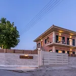 Villa Nissos